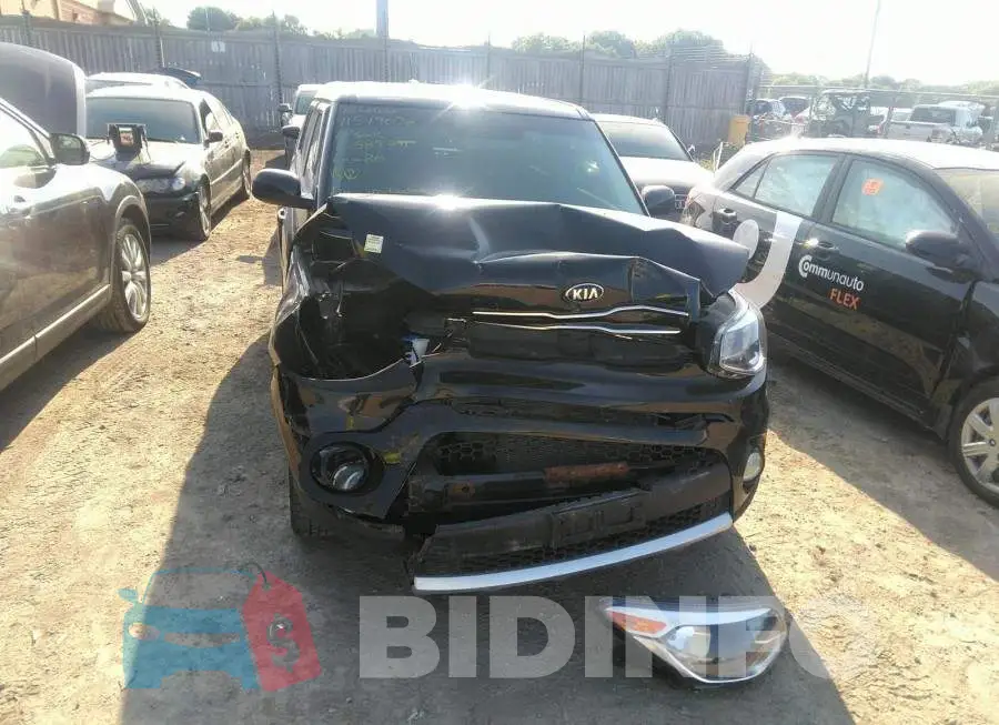 KNDJP3A5XJ7589711 Photo# 6