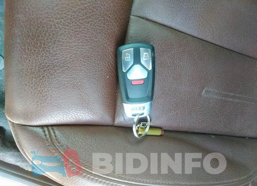 WAUCNAF47HA170325 Photo# 11