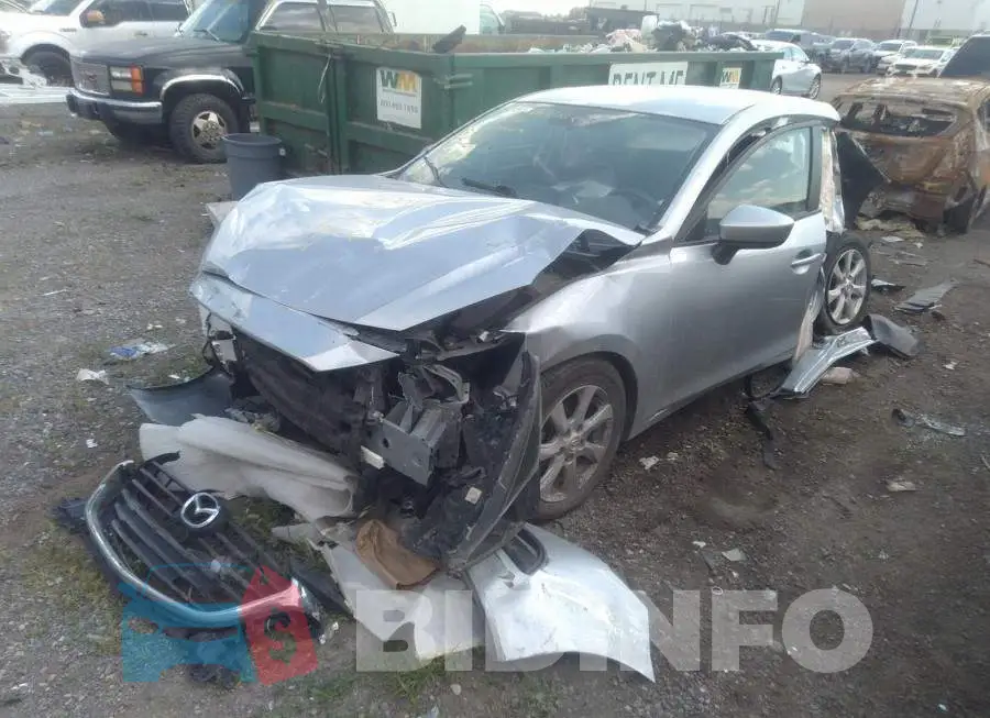 JM1BN1U79H1115886 Photo# 2
