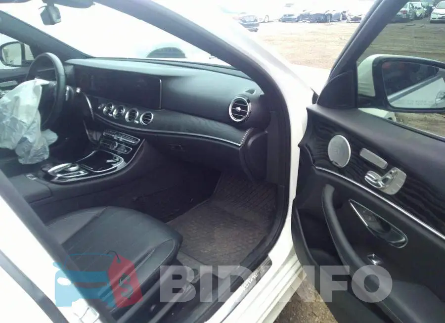 WDDZF4KB2HA126643 Photo# 5