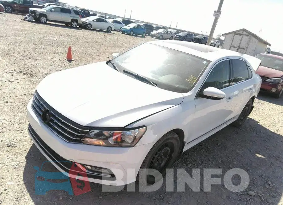 1VWCS7A34GC068977 Photo# 2