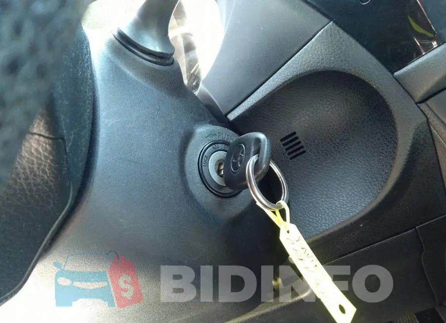 2T1BURHE2GC676855 Photo# 11