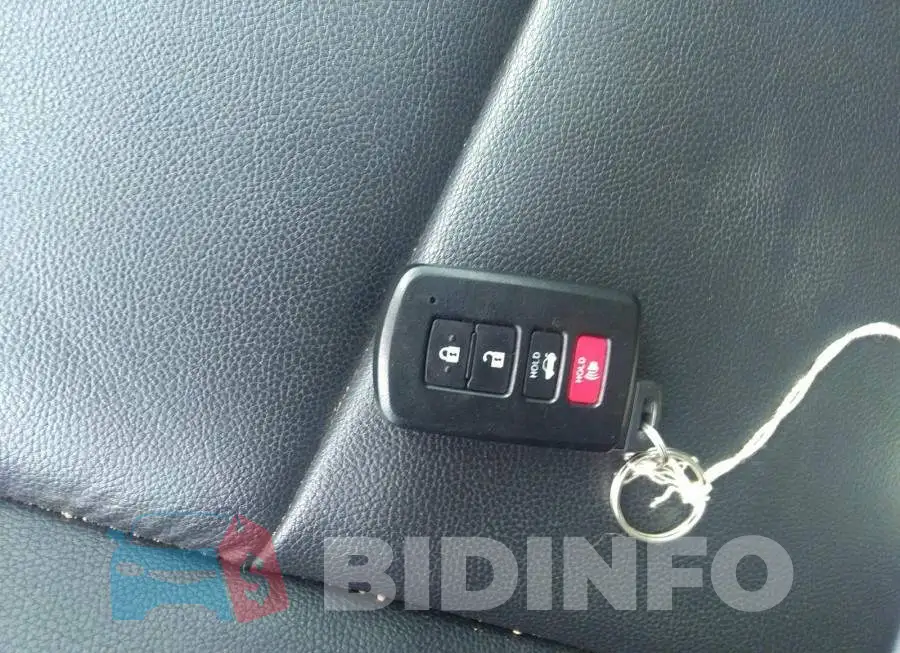 2T1BURHE6GC529342 Photo# 11