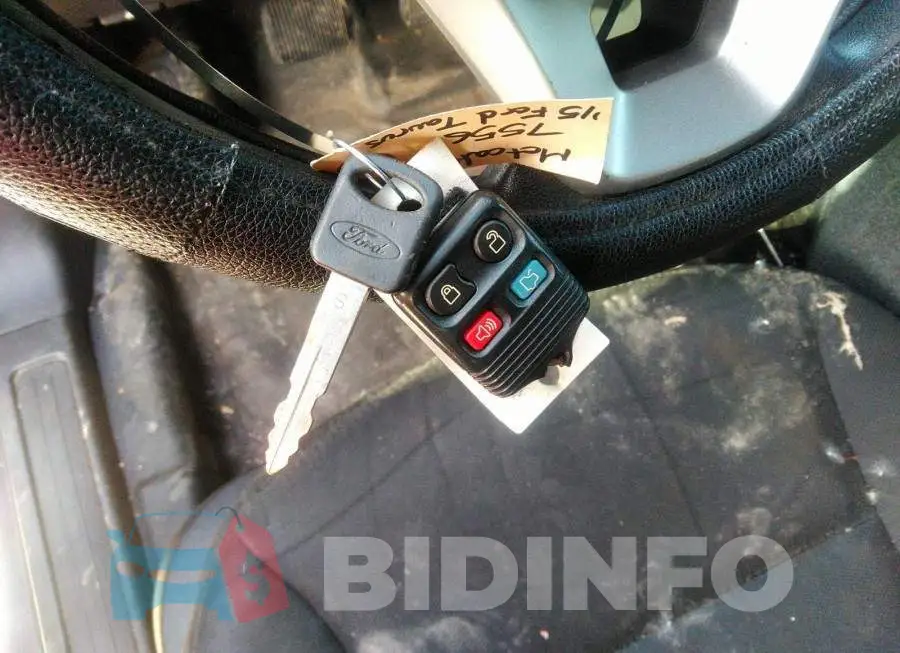 1FAHP2MKXFG130962 Photo# 11