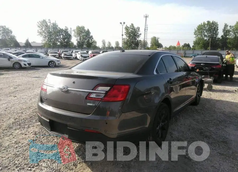1FAHP2MKXFG130962 Photo# 4