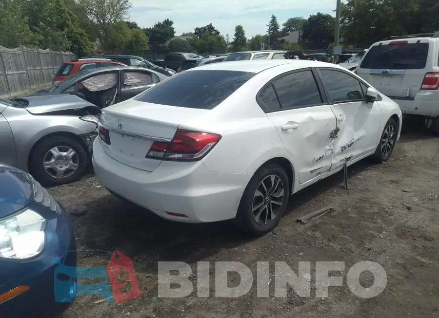2HGFB2F58FH013197 Photo# 4