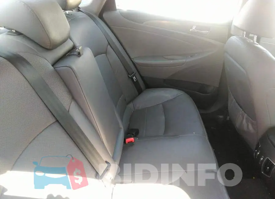 KMHEC4A43FA138832 Photo# 8