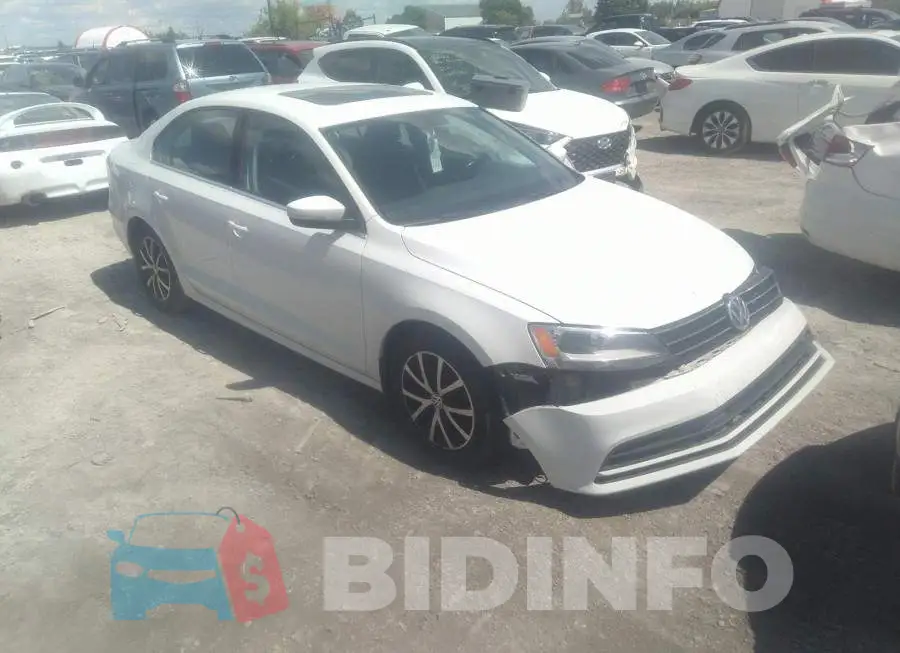 3VWB07AJ7FM257894 Photo# 1