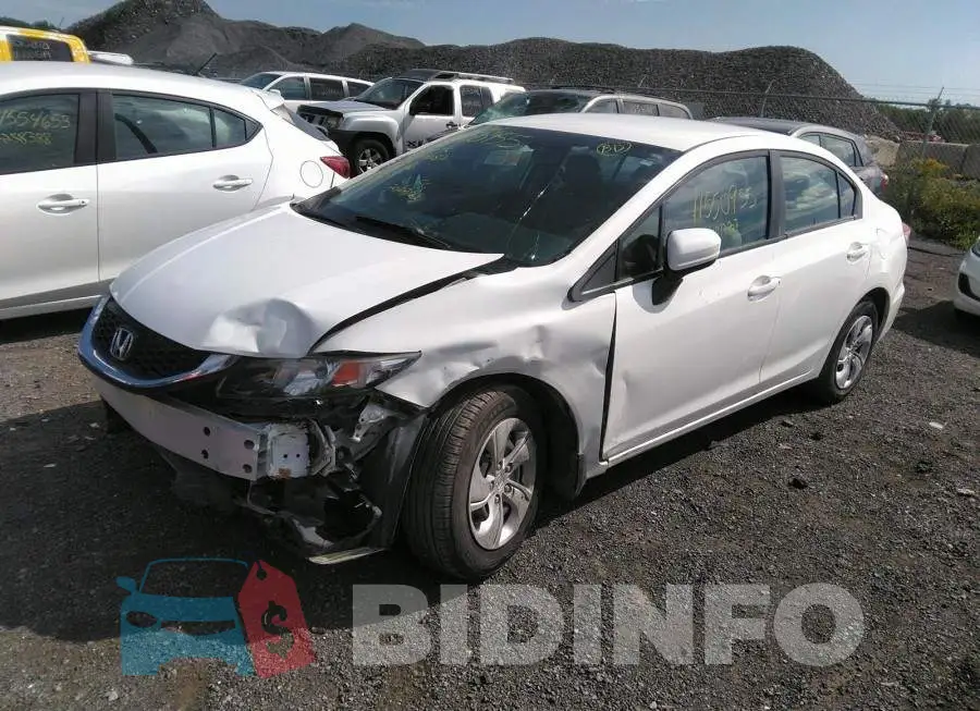 2HGFB2F44FH047807 Photo# 2