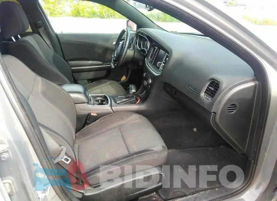 2C3CDXJG4JH281615 Photo# 5