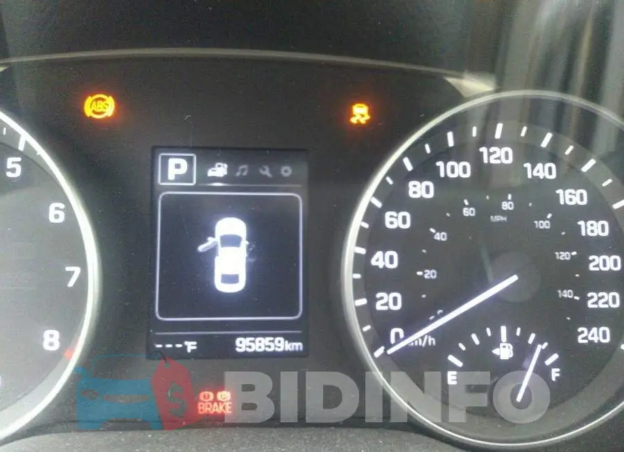 KMHD84LF9HU123538 Photo# 7