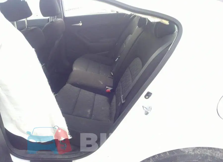 KNAFK4A6XG5532235 Photo# 8