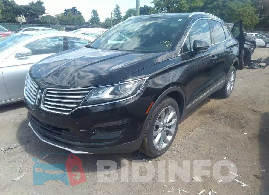 5LMCJ2D99GUJ00091 Photo# 2