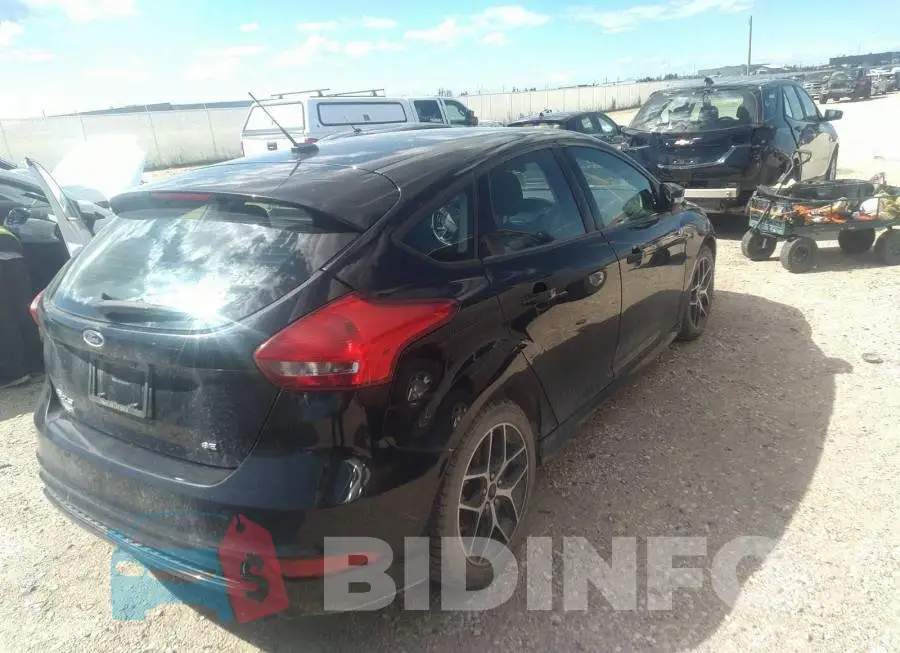 1FADP3K28JL263596 Photo# 4