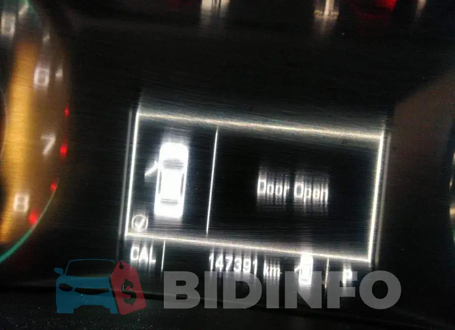 1G1ZE5ST2HF158404 Photo# 7