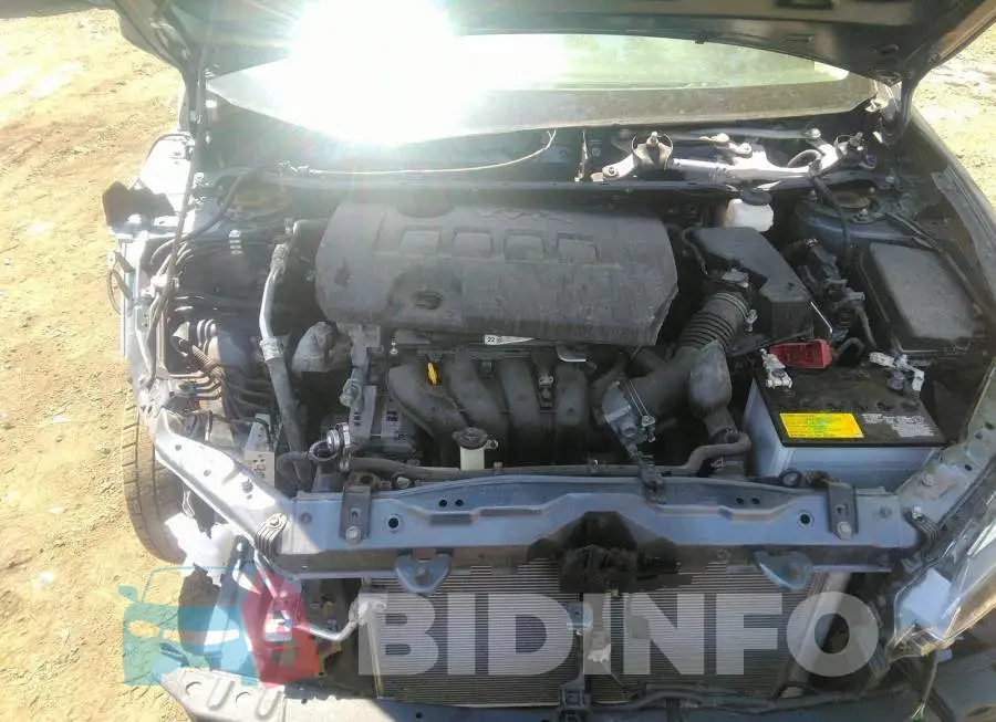 2T1BURHE2JC111917 Photo# 10