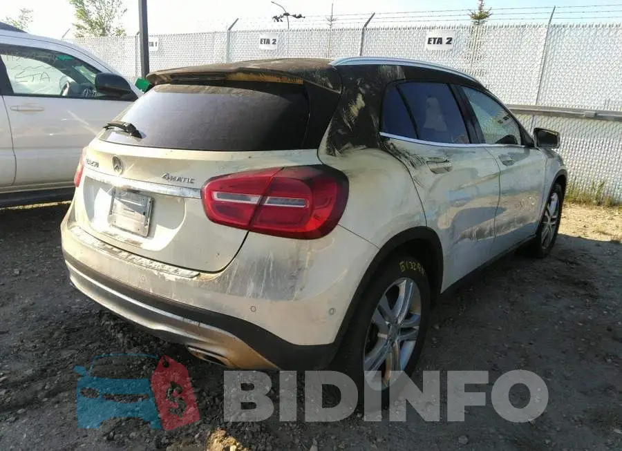 WDCTG4GB8GJ209783 Photo# 4