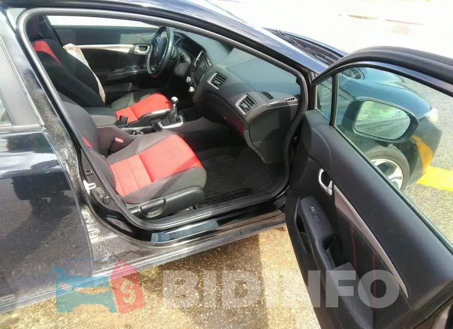 2HGFB6E51FH201472 Photo# 5