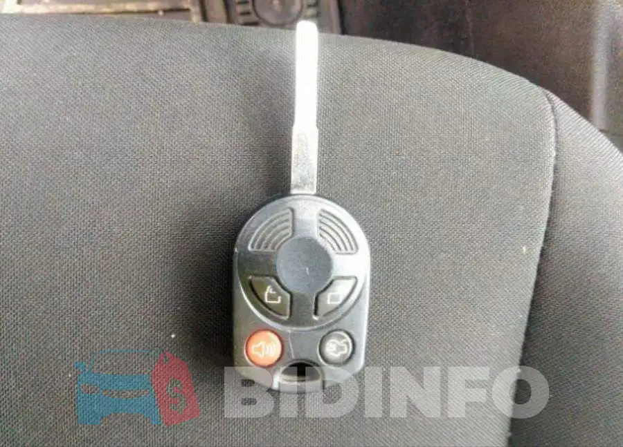 1FADP3K25FL296613 Photo# 12