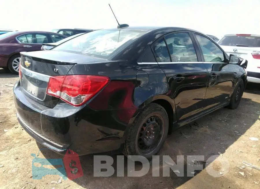 1G1PE5SB6F7294315 Photo# 4