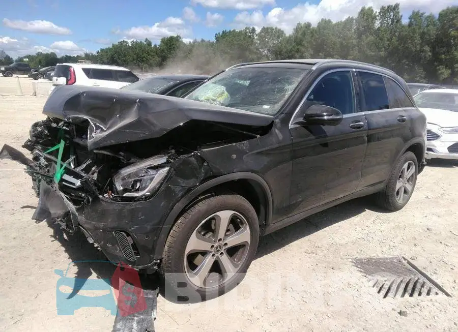 W1N0G8EB0NV361039 Photo# 2