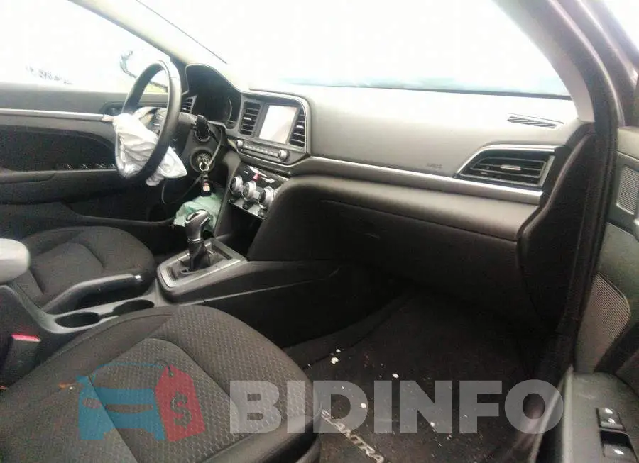 KMHD84LF2LU018896 Photo# 5