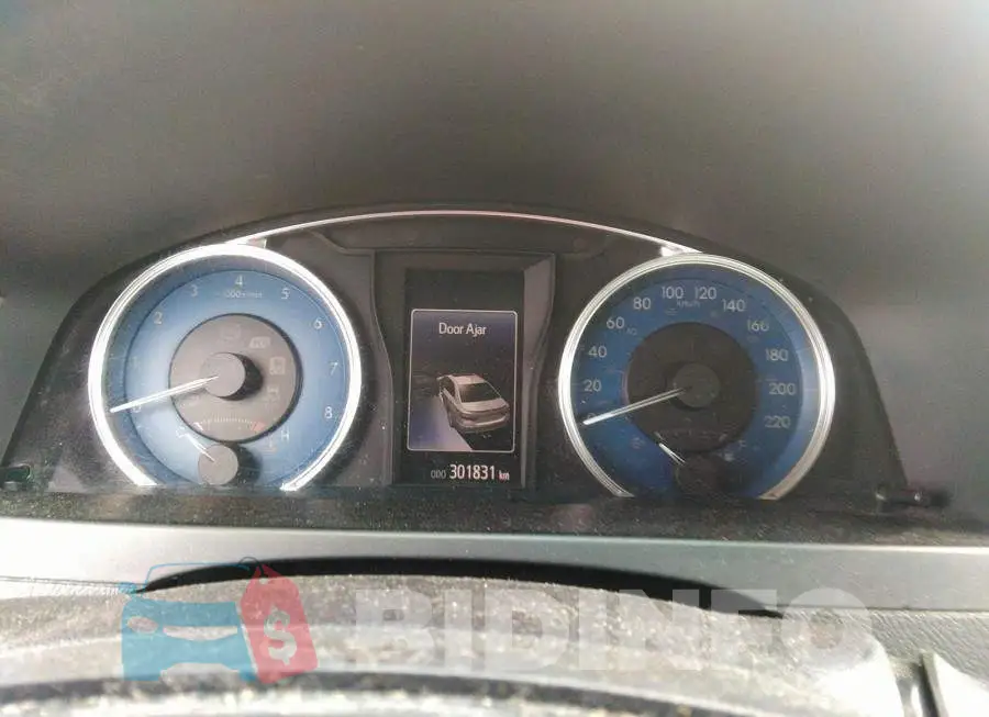 4T1BF1FK3HU765161 Photo# 7 4T1BF1FK3HU765161 Photo# 7