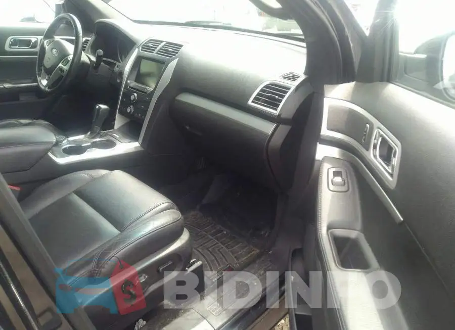 1FM5K8D84FGA42309 Photo# 5 1FM5K8D84FGA42309 Photo# 5