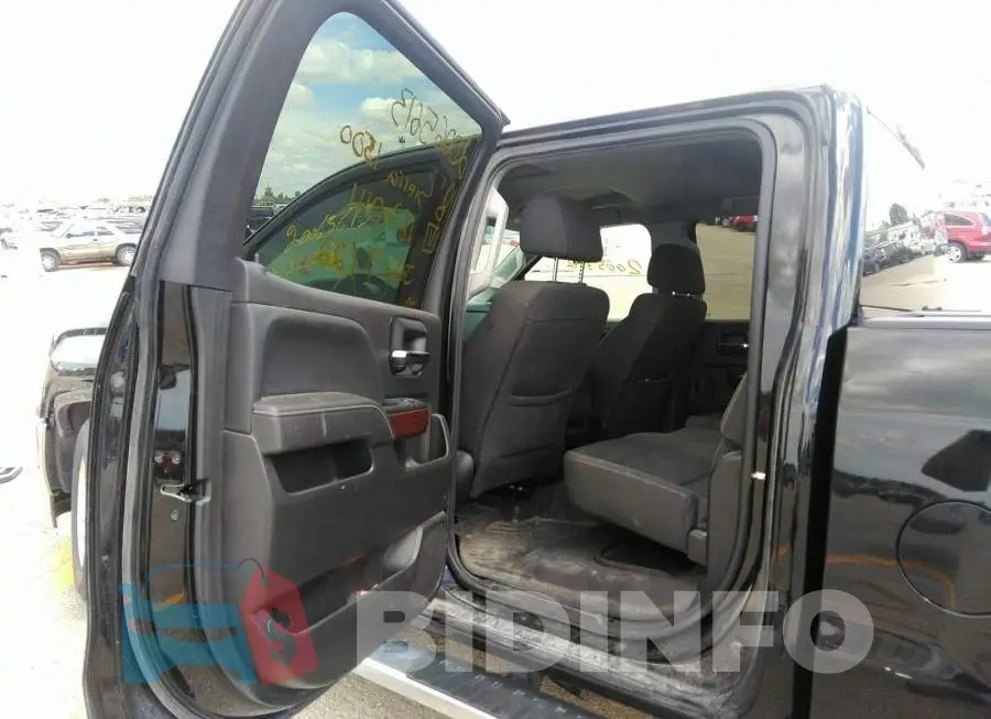 3GTU2MEH1JG162041 Photo# 8