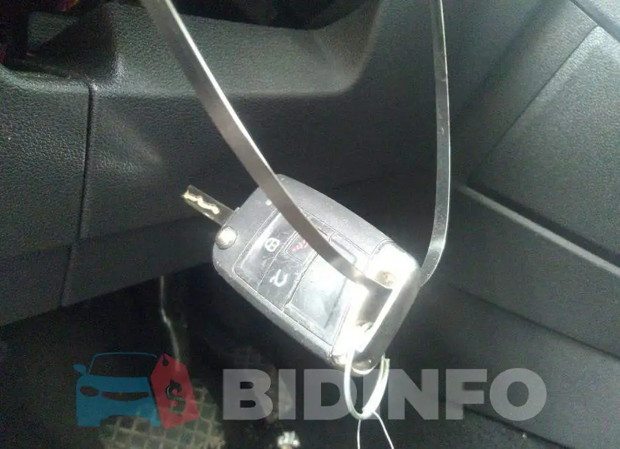 3VV2B7AX2JM173820 Photo# 11