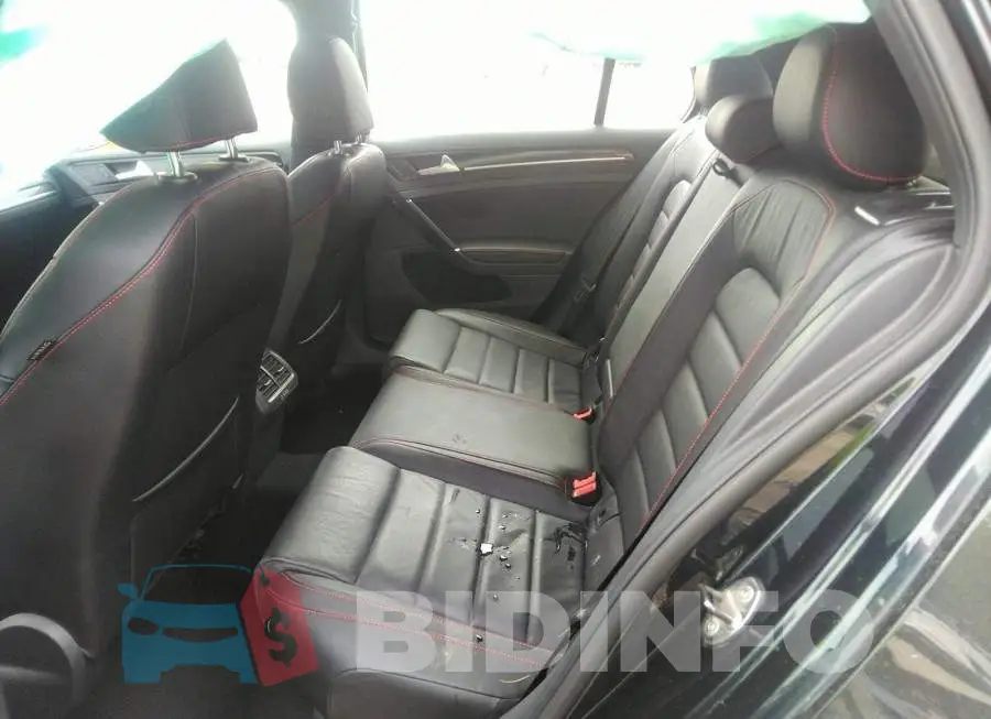 3VW4T7AUXHM007370 Photo# 8