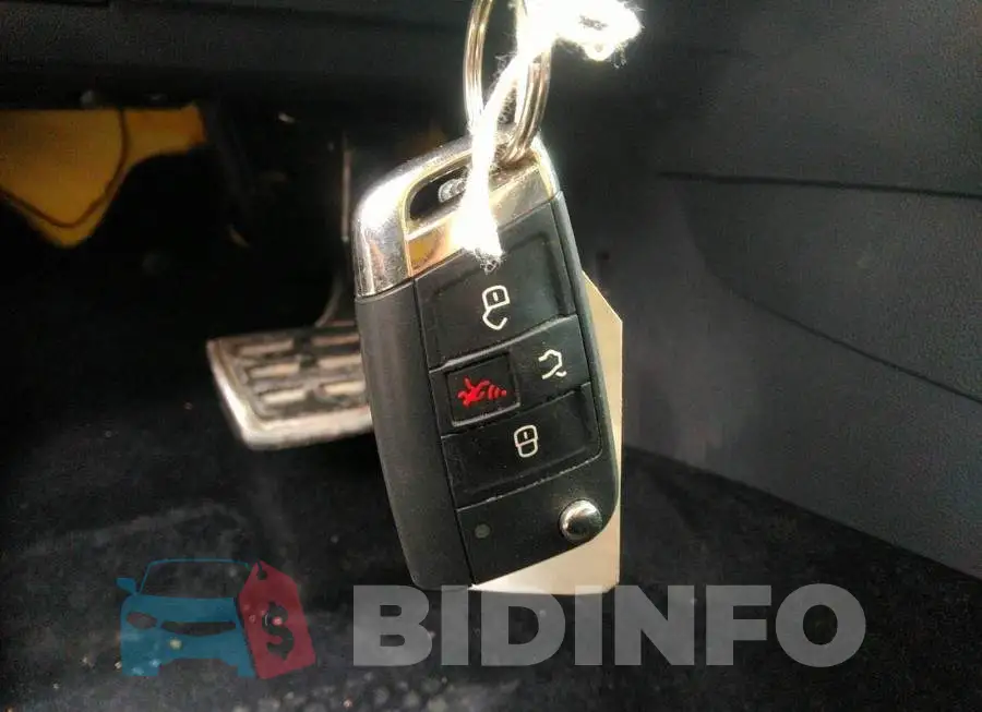 3VW4T7AUXHM007370 Photo# 11