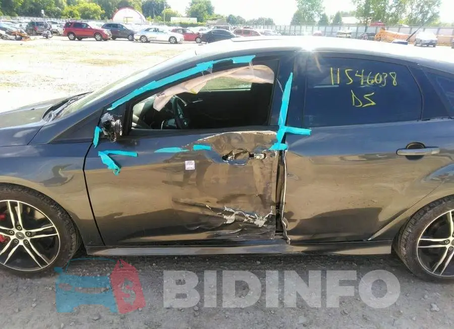 1FADP3L98GL353044 Photo# 6