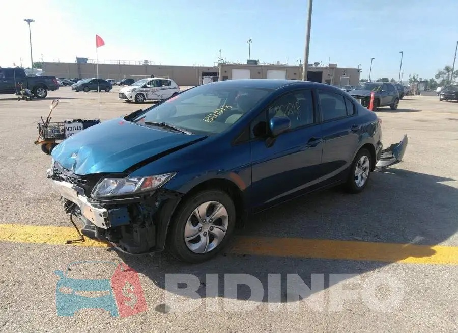 2HGFB2F48FH027432 Photo# 2