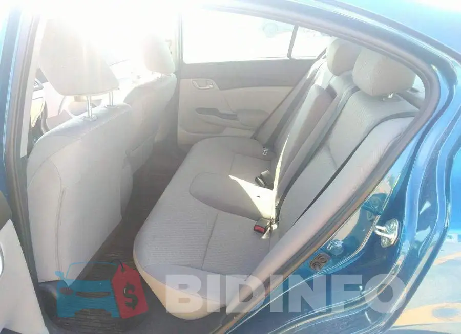 2HGFB2F48FH027432 Photo# 8