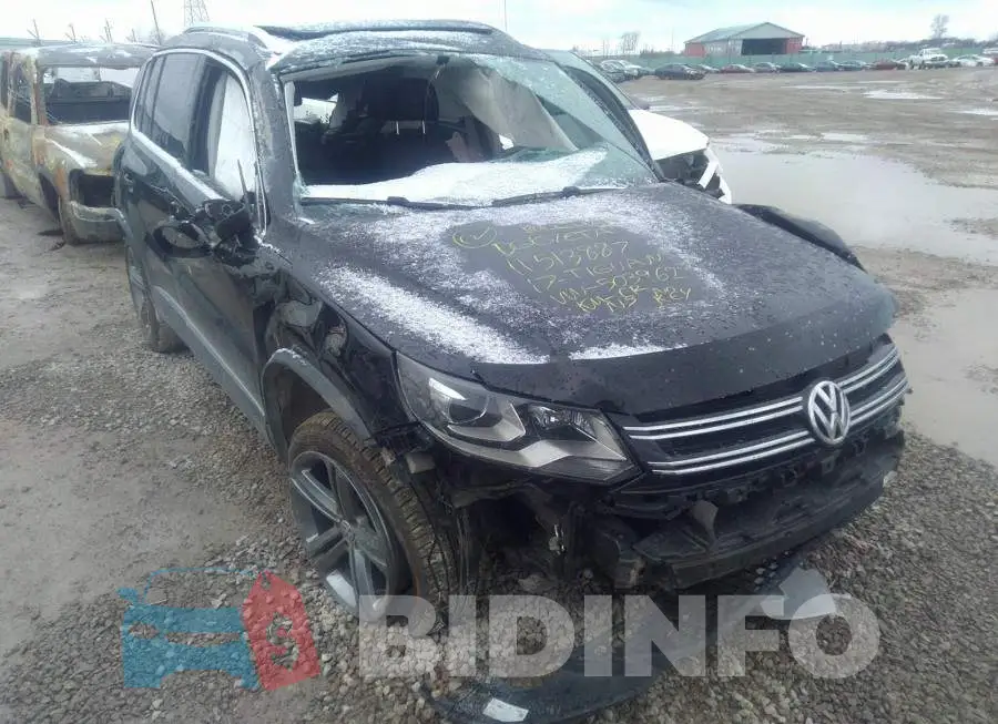 WVGLV7AX8HW503962 Photo# 1