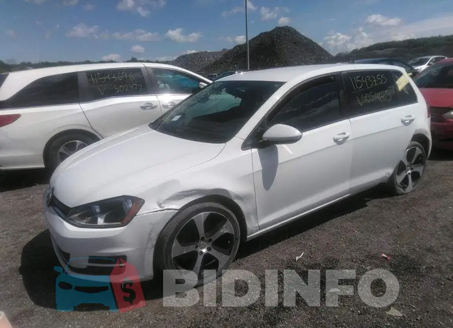3VW117AU5GM054605 Photo# 2