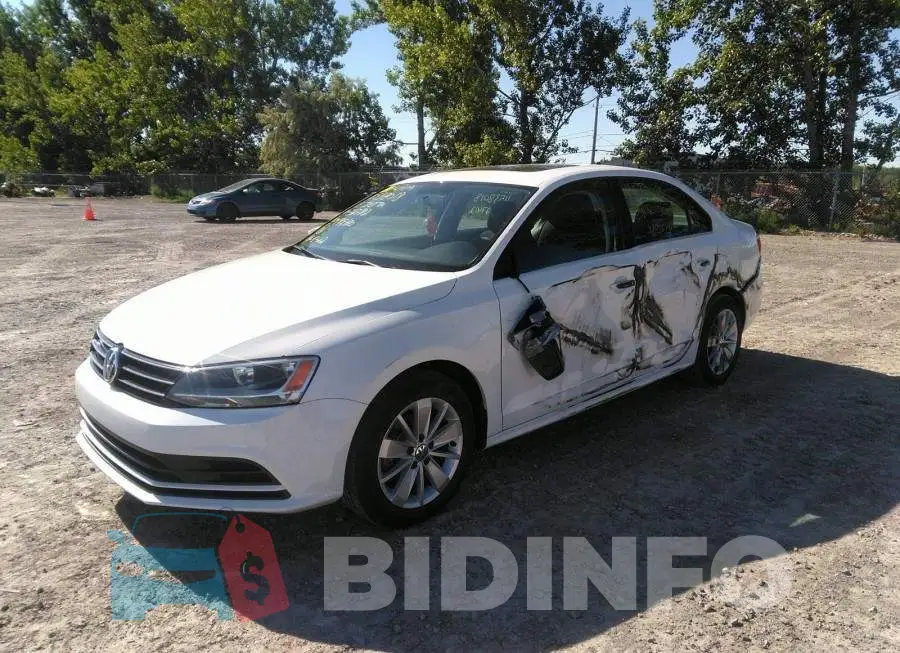 3VW2K7AJ4FM327412 Photo# 2
