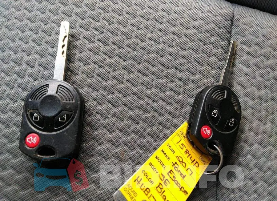 1FMCU0GD5HUB17681 Photo# 11