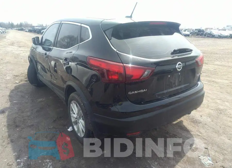 JN1BJ1CR1HW102585 Photo# 3
