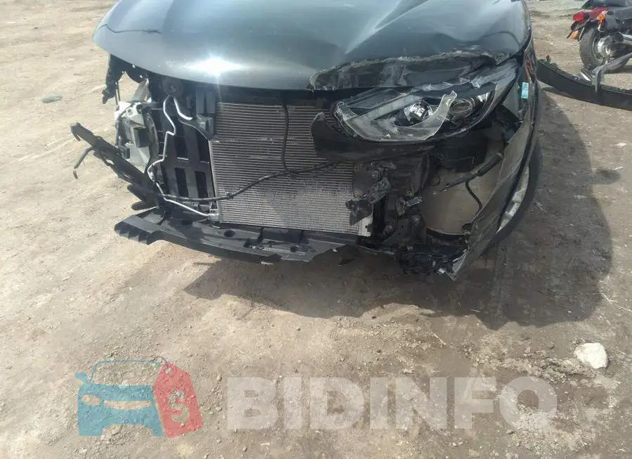 JN1BJ1CR1HW102585 Photo# 6