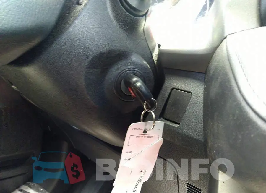 2T3ZFREV8GW301197 Photo# 11