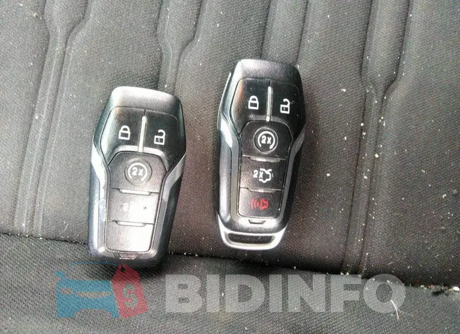 1FA6P8TH2F5405543 Photo# 11