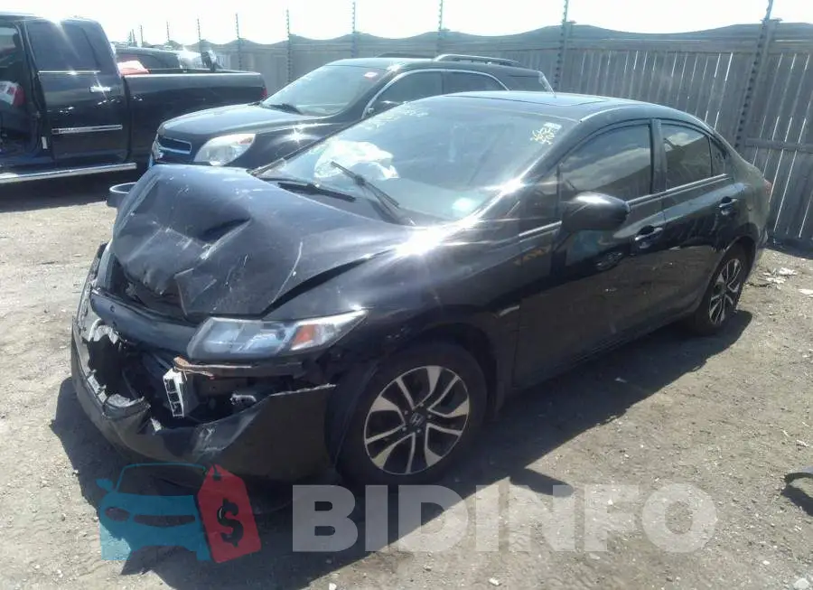2HGFB2E55FH057563 Photo# 2