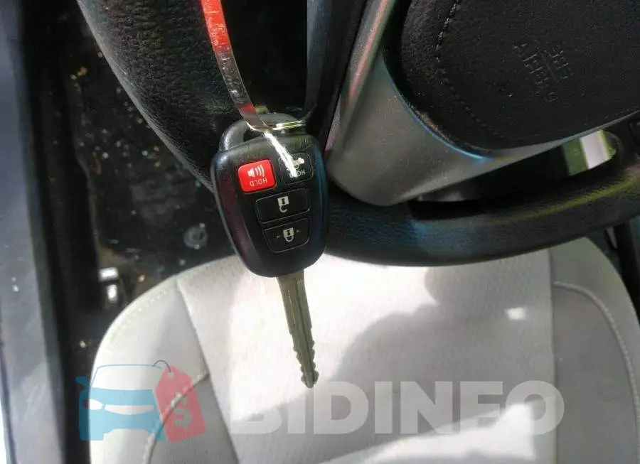 2T1BURHE9FC287273 Photo# 11