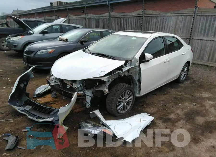 2T1BURHE1FC354156 Photo# 2