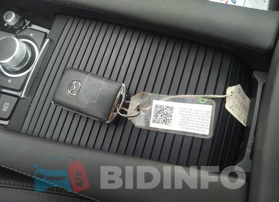 JM1GL1VM9L1522227 Photo# 11