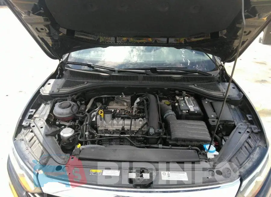 3VWCB7BU3LM036201 Photo# 10