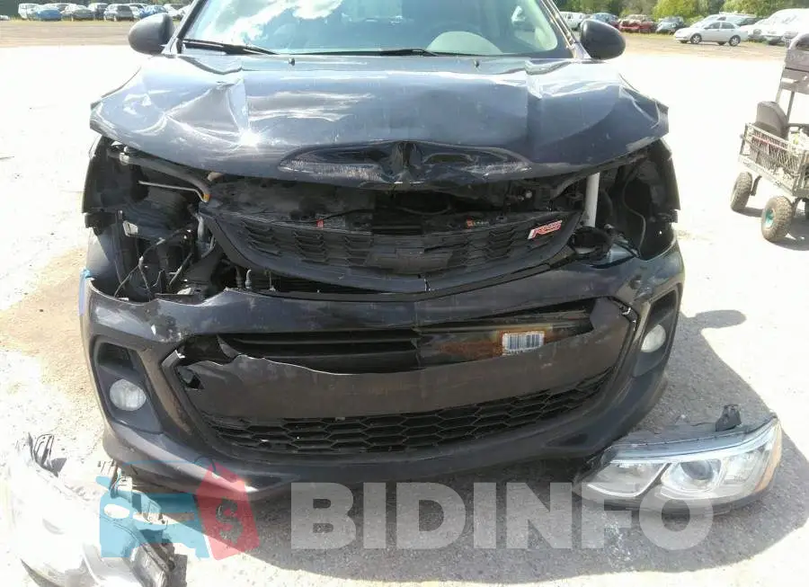 1G1JD6SH3J4120201 Photo# 6