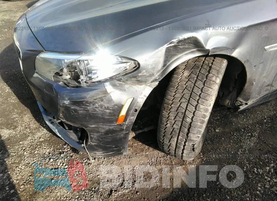 WBA5A7C52FG143161 Photo# 6